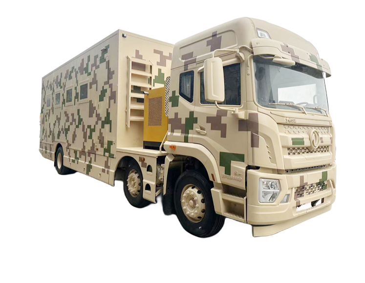 军用宿营车.jpg